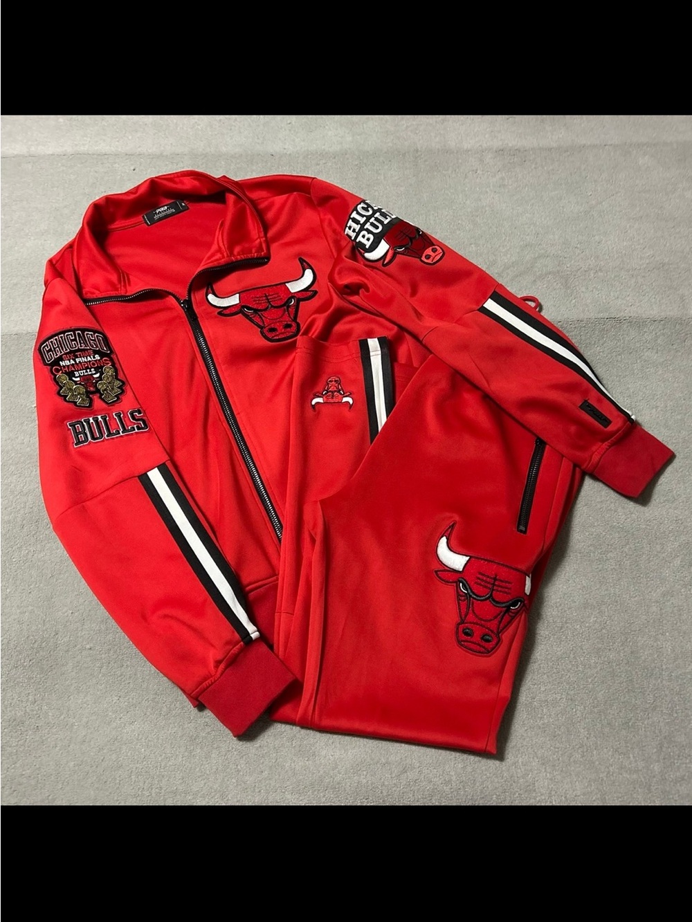 Pro Standard NBA Chicago Bulls Track Suit Full Zip Jacket & Pants - Mens Size XL